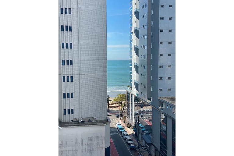 Apto Familiar Quadra Mar, 4 Qtos, Vista Mar, 2 Suítes c/ AC