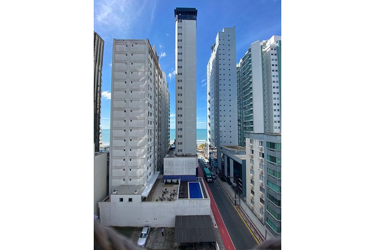Apto Familiar Quadra Mar, 4 Qtos, Vista Mar, 2 Suítes c/ AC